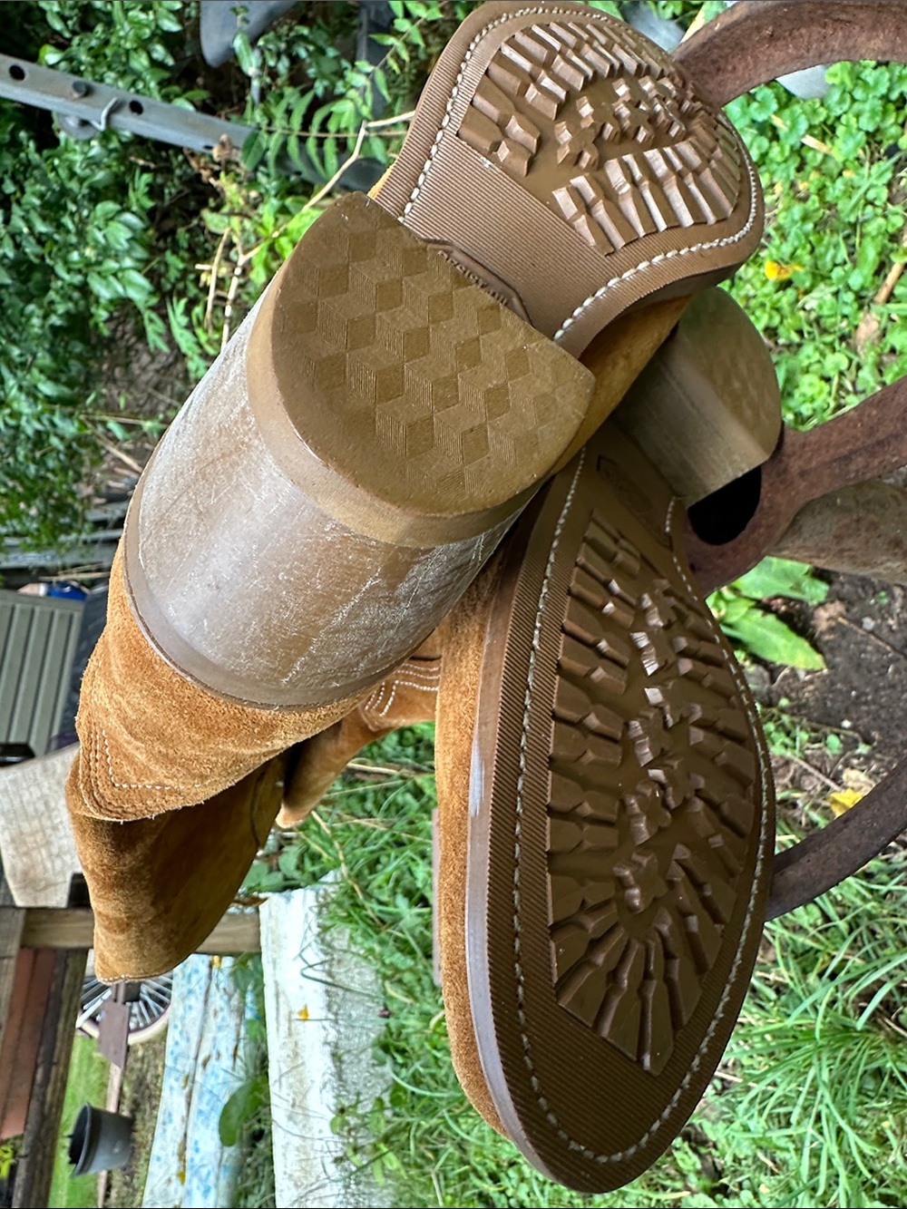 Wolverine Women's Suede Tan Western Heeled Boots - Picture 4 of 5